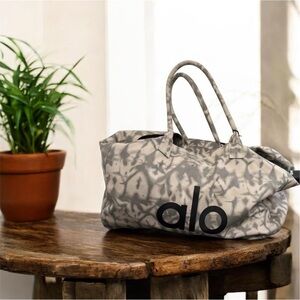ALO Yoga Tote Bag